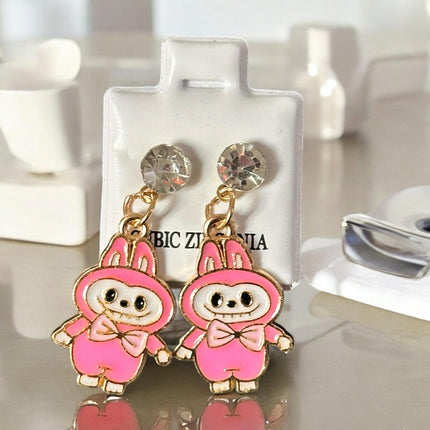 36 Aretes Colgantes Labubus/Capibaras "Zirconia" $5.5 c/u