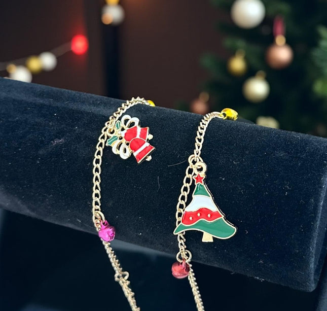 12 Pulseras Navdieñas Dijes y Cascabel Doradas $6.9 c/u