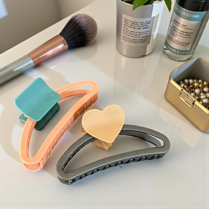 12 Pinzas Grandes Cristalinas con Figuras Colores $10.5 c/u