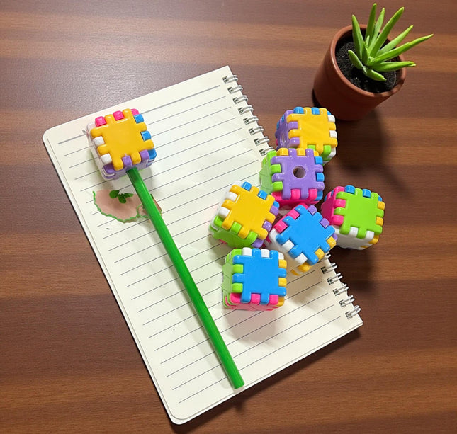 Bote Alcancia con 40 Cubos Sacapuntas para Armar $4.5 c/u