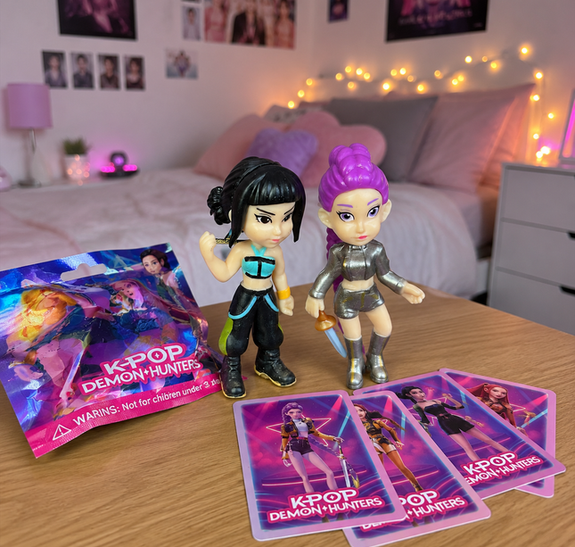 4 Muñecas Guerreras K-Pop Sorpresa en Bolsa $26 c/u