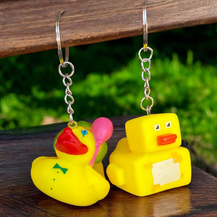 12 Llaveros patito figuras $6.9 c/u