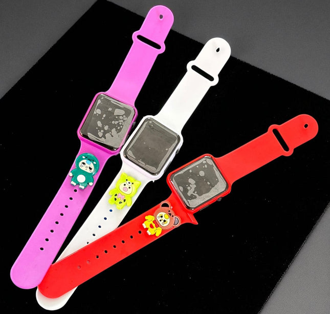 12 Relojes Digitales Correa de colores $15. c/u