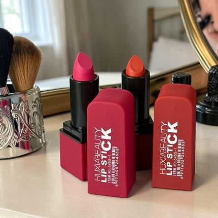24 Labiales Lip Stick Huxia $10.125 c/u