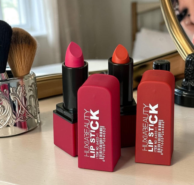 24 Labiales Lip Stick Huxia $10.125 c/u