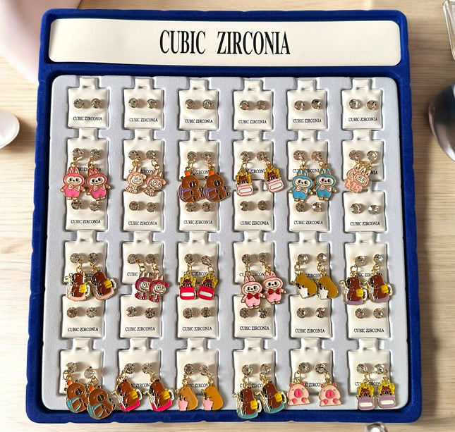 36 Aretes Colgantes Labubus/Capibaras "Zirconia" $5.5 c/u