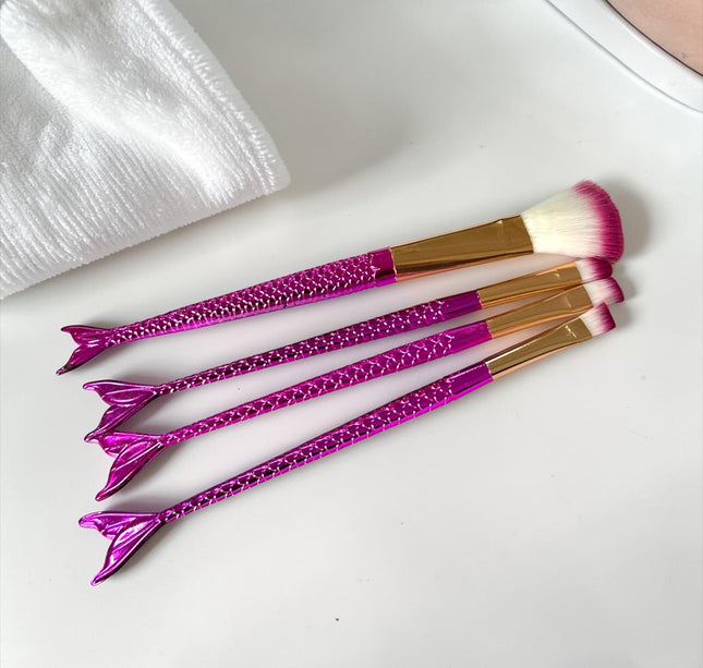 12 Sets de 4 Brochas Sirena $13.5 c/u