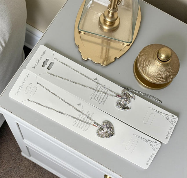 12 Collar Acero Inoxidable Corazon Dorado/Plateado $33 c/u