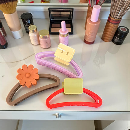 12 Pinzas Grandes Cristalinas con Figuras Colores $10.5 c/u