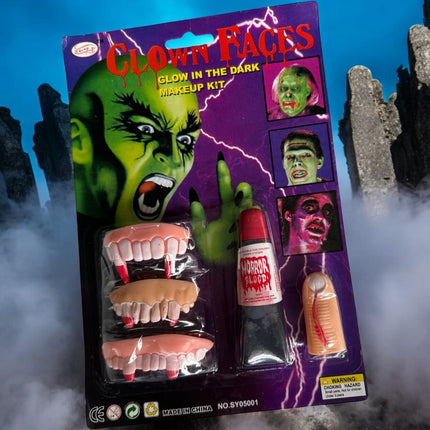 6 Sets Vampiro Colmillos y Dedos Brillan en la Obscuridad  $33 C/U