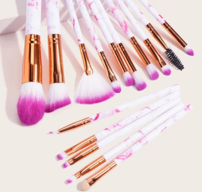 6 Sets 15 Brochas Maquillaje B&W $30.60 c/u