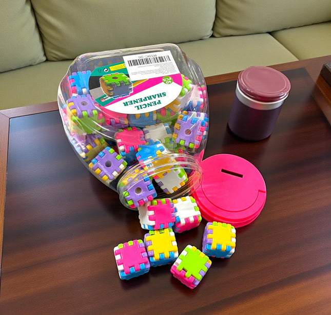 Bote Alcancia con 40 Cubos Sacapuntas para Armar $4.5 c/u