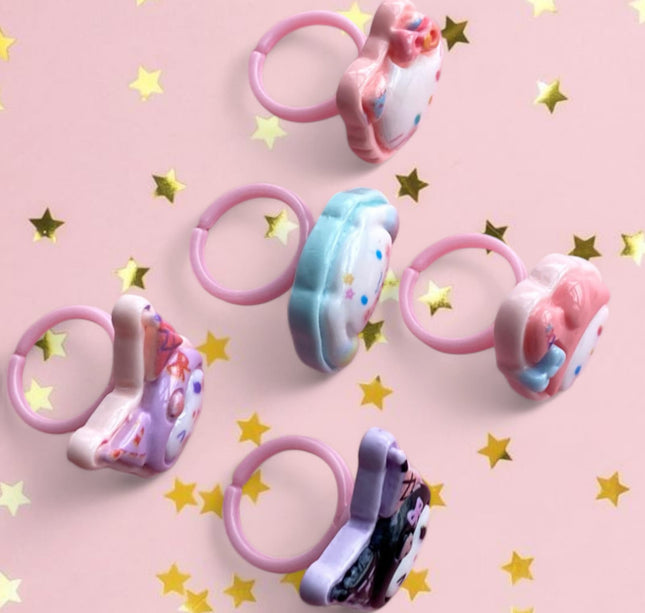 50 Anillos Sanrio $2.52 c/u