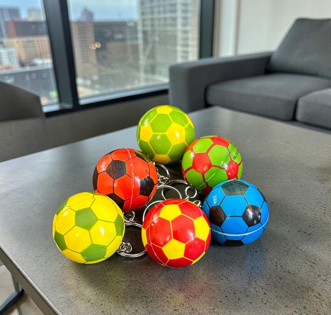 12 Llaveros Balón de Futbol Colores $5.5 c/u