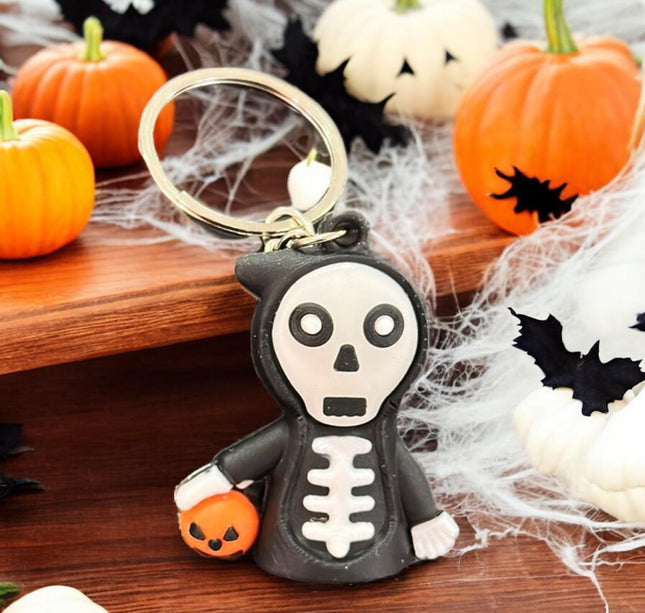 12 Llavero Halloween figuras 3D $5.6 c/u