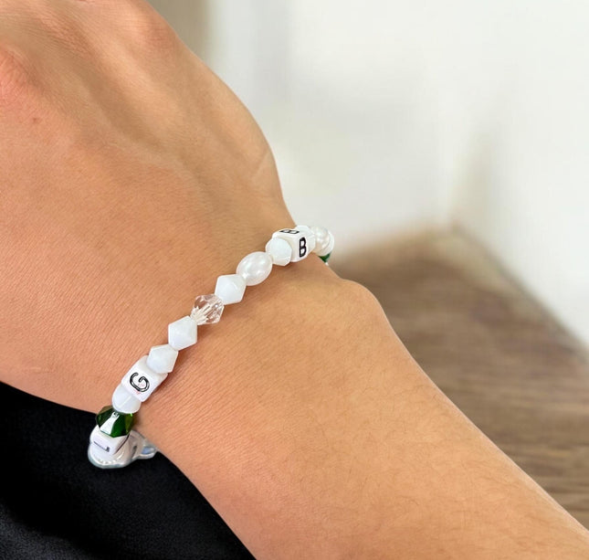 12 Pulseras Letras y Pedreria $3.9 c/u