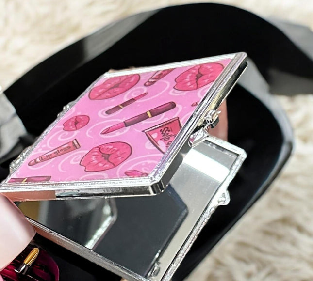 12 Espejos de Bolsillo Dobles Kiss/Paris $5.4 c/u