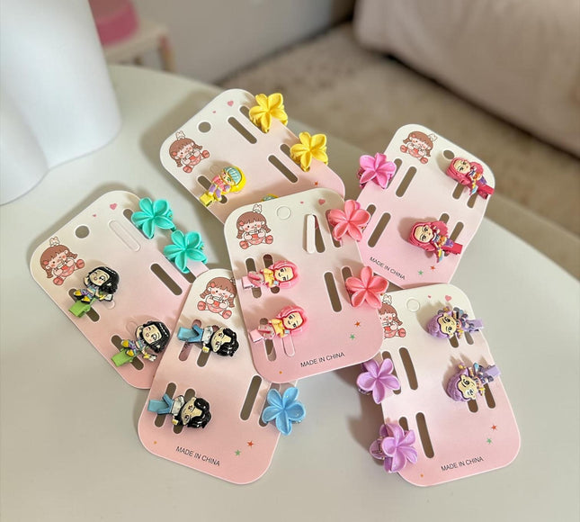 12 Sets Guerreras K-Pop Pasadores y Pincitas Flores $6.5 c/u