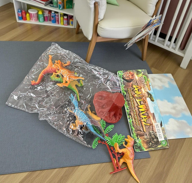 3 Sets de Dinosaurios de Juguetes $18 c/u