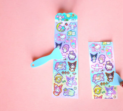 12 Stickers Sanrio con Fijador $3.72 c/u