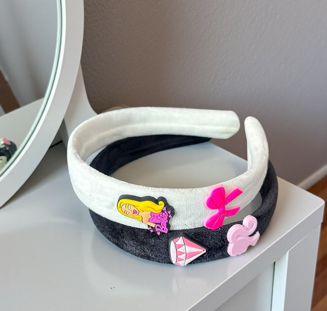 12 Diademas Barbie Gruesas con Figuras/Pin 3D $15 c/u