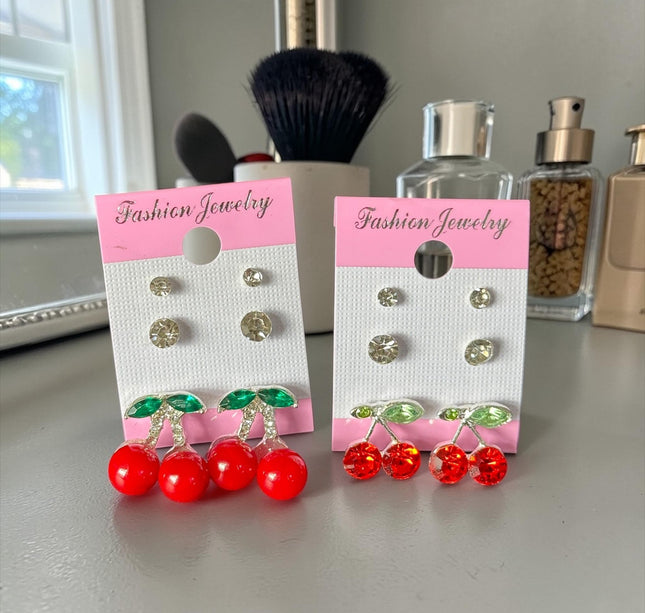 12 Trios de Aretes Cereza Pedreria $10 c/u