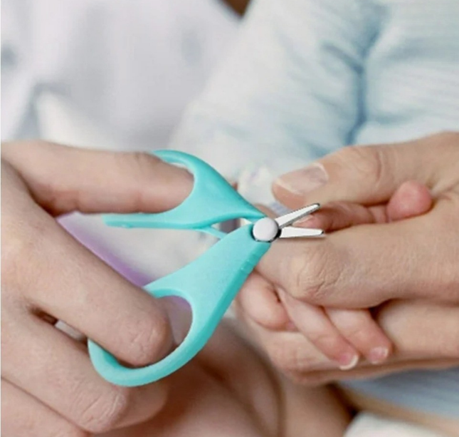 12 Tijeras De Uñas Para Bebes $3.60 c/u