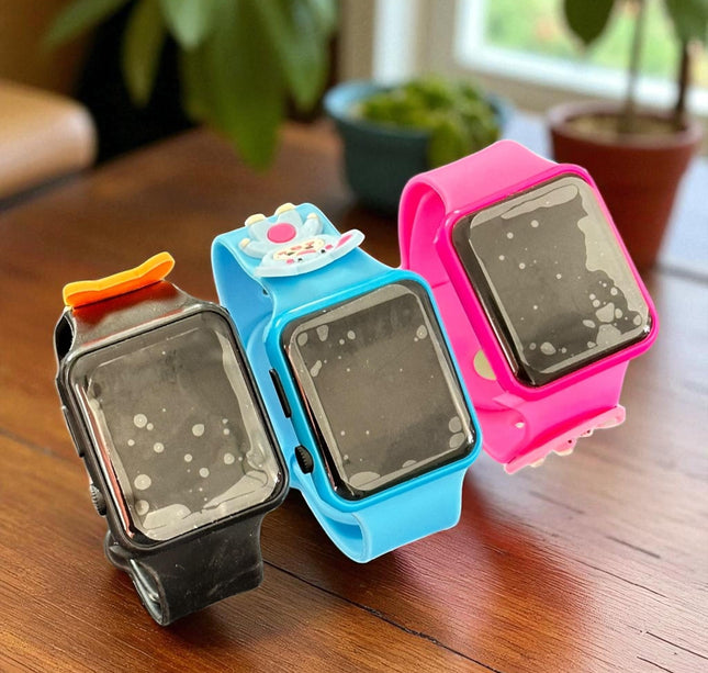 12 Relojes Digitales Correa de colores $15. c/u