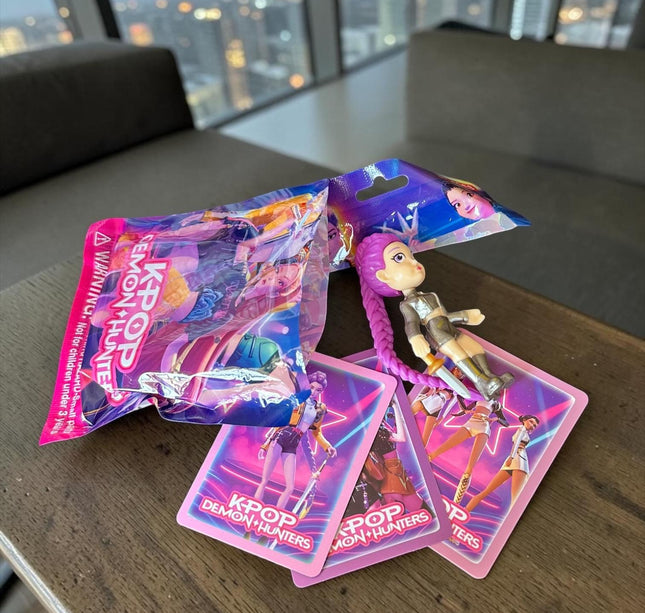 4 Guerreras K-Pop Sorpresa en Bolsa $26 c/u