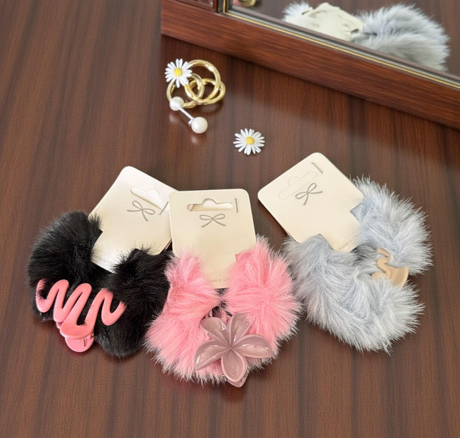 12 Sets Dona y Pincita Figuras para Cabello $7 c/u