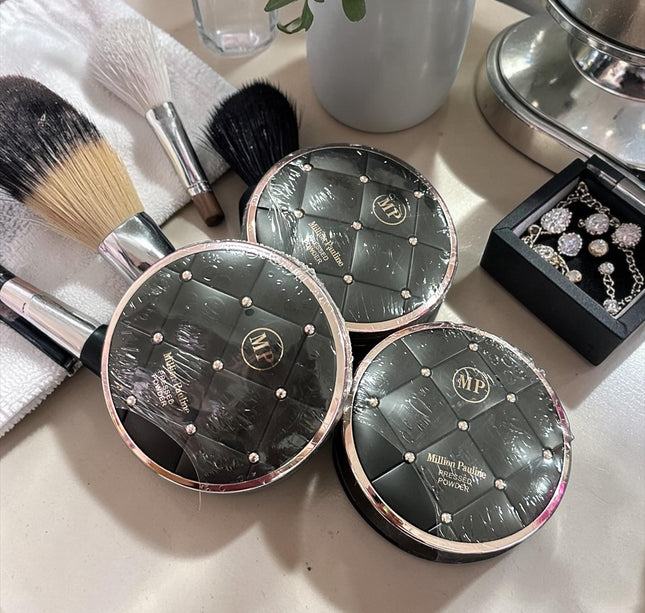 12 Polvos compacto Black Million 4D $39 c/u