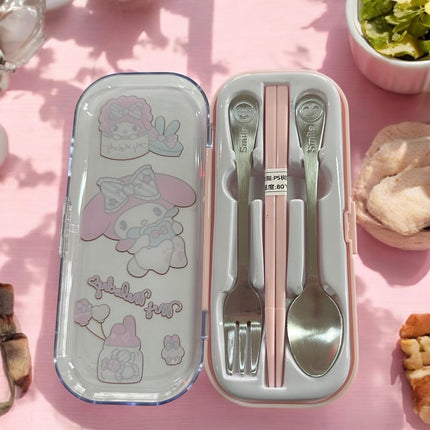 3 Sets Sanrio de Cubiertos con Estuche para Guardar $42 c/u