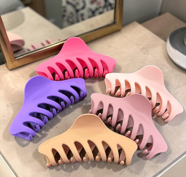 12 Pinzas Matte Grandes Diferentes Diseños $10.5 c/u