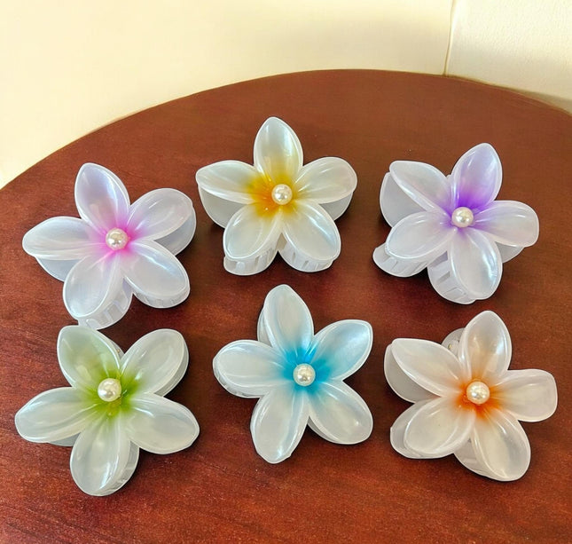 12 Pinzas Hawaiinas Cristalinas/Aperladas con Pedreria $13.5 c/u
