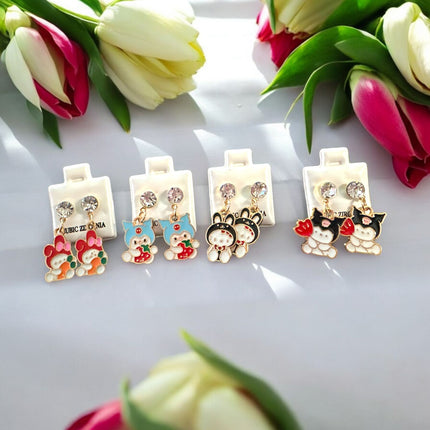 36 Aretes Sanrio Colgantes con Pedreria $5 c/u