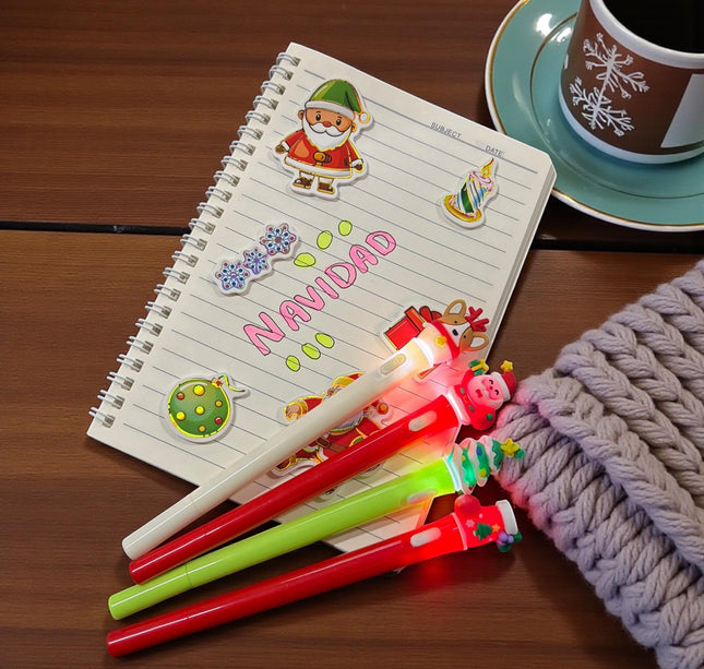 12 Plumas Figuras Navideñas con Luces $9.37 c/u