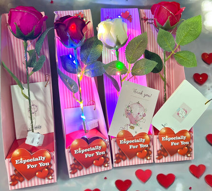 3 Rosa de Regalo con Luz y Tarjeta San Valentín $55 c/u