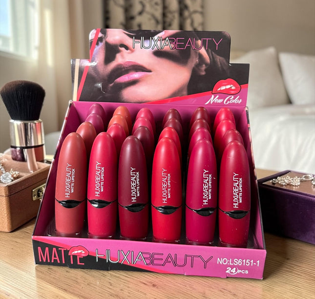 12 Labiales Matte Huxia Lipstick $11 c/u
