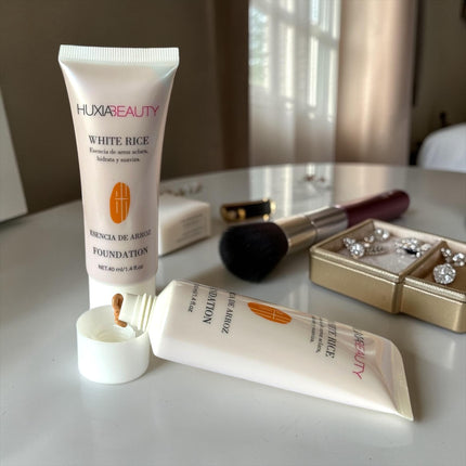 24 Maquillaje Liquido Arroz Huxia Beauty $11 c/u