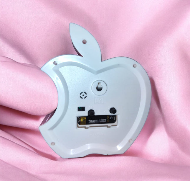 Reloj Sanrio Manzana