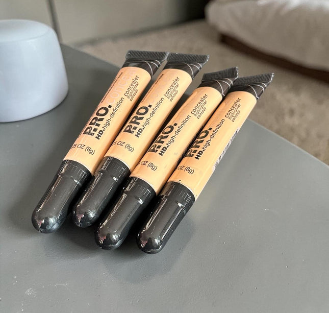 24 Correctores Liquido PRO $7.5 c/u