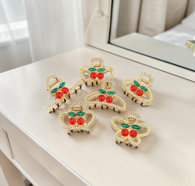 12 Pinzas Cereza con Pedrería  Diseños $13 c/u