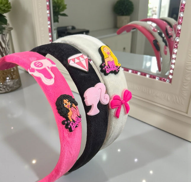 12 Diademas Barbie Gruesas con Figuras/Pin 3D $15 c/u