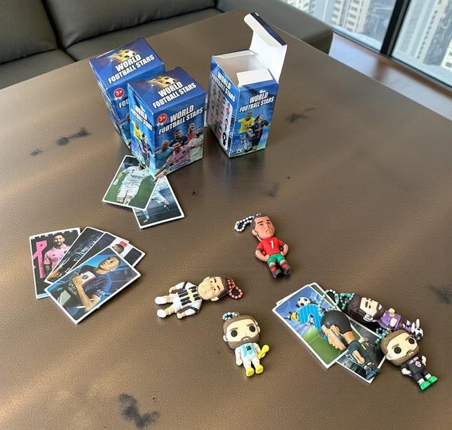 16 Llaveros Jugadores Futbol Sopresa con Tarjetas Coleccionables $10.5 c/u