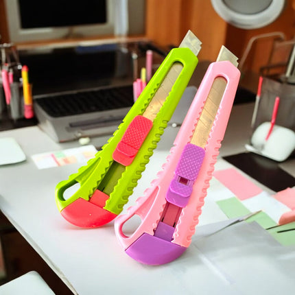 6 Cutters Grandes de Colores $9.9 c/u