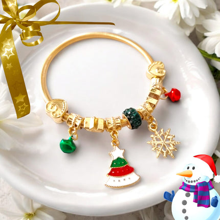 12 Pulseras tipo pandora Dije Navideño Doradas $13.9 c/u