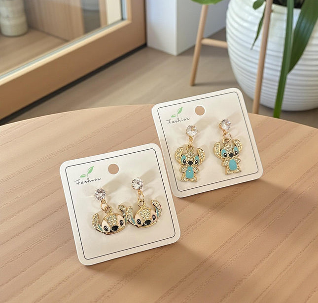 12 Aretes Sticht Pedreria $15 c/u