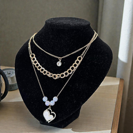 12 Collares Triples con Dijes Perlas/Pedreria $16 c/u