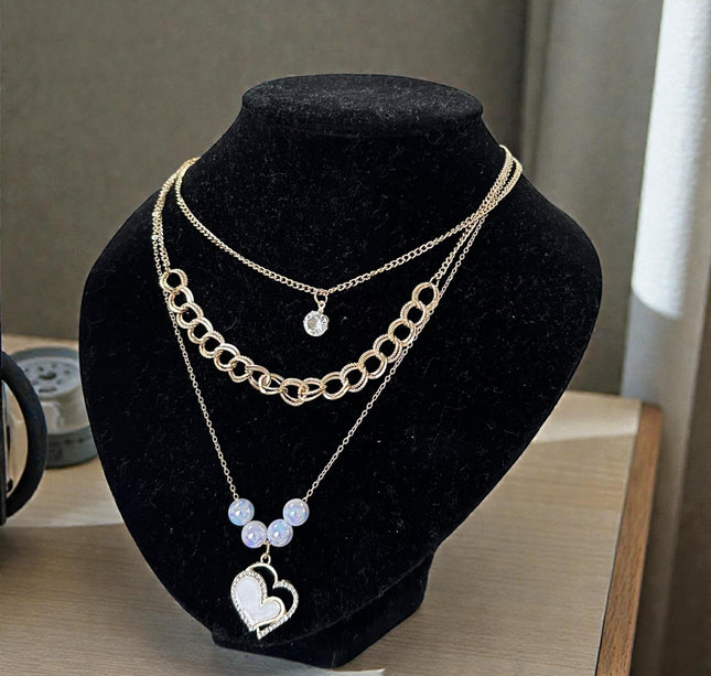 12 Collares Triples con Dijes Perlas/Pedreria $16 c/u