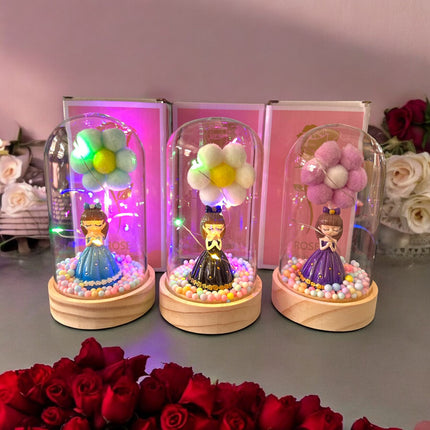 2 Muñeca Princesa con Flor y Luz en Cristal $89 c/u